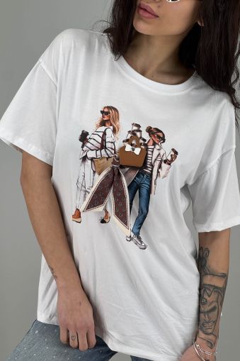 Дамска тениска в илюстративен моден принт