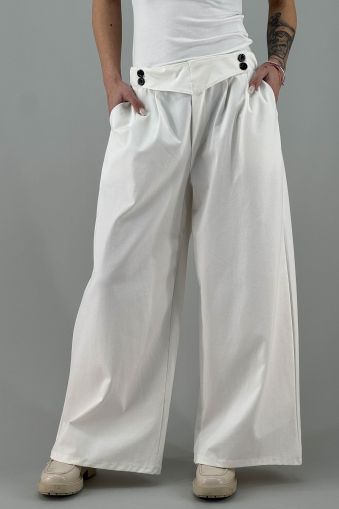 Дамски панталон в бяло-крем