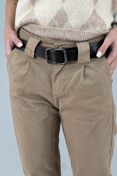 Дамски панталон с висока талия и колан в светло кафяво