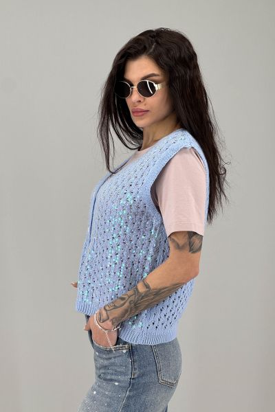 Дамски елек плетиво в светло синьо