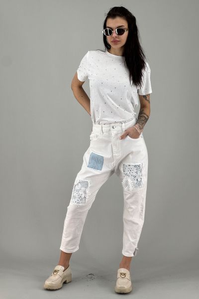 Дамски дънки в бяло 