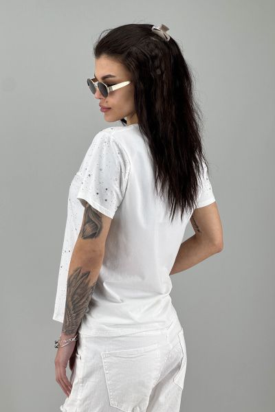 Дамска тениска в бяло