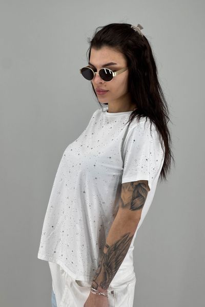 Дамска тениска в бяло