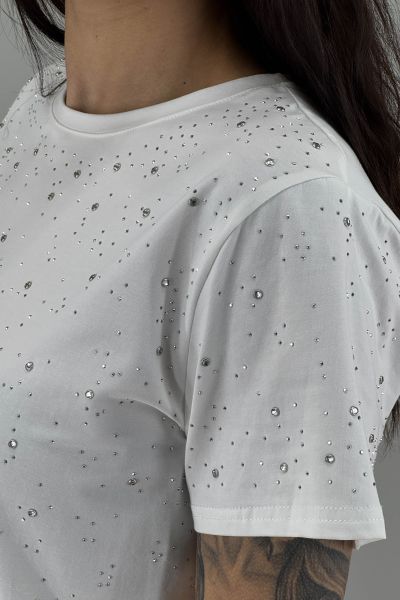 Дамска тениска в бяло