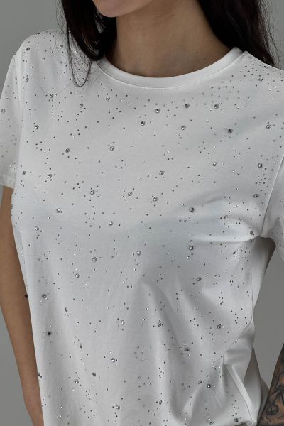 Дамска тениска в бяло