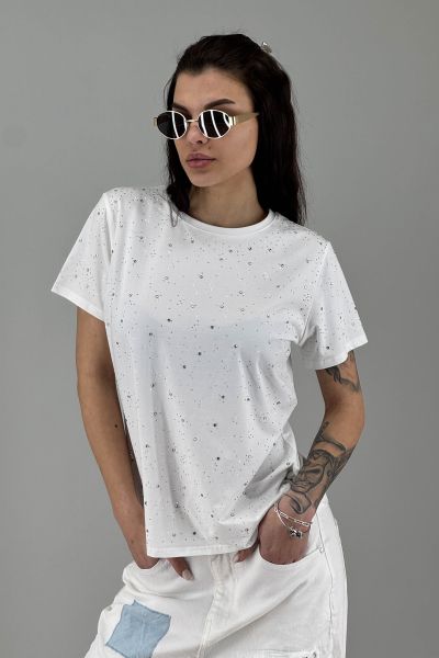 Дамска тениска в бяло