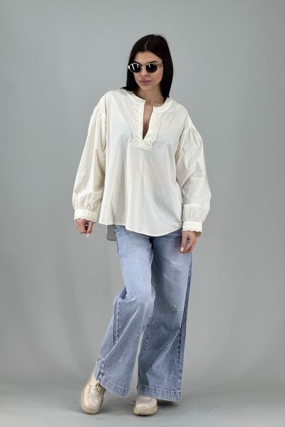 Дамска риза в бяло-крем