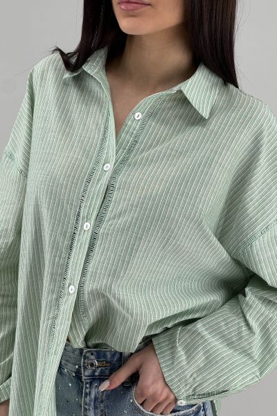 Дамска риза в светло зелено
