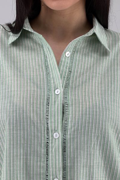 Дамска риза в светло зелено