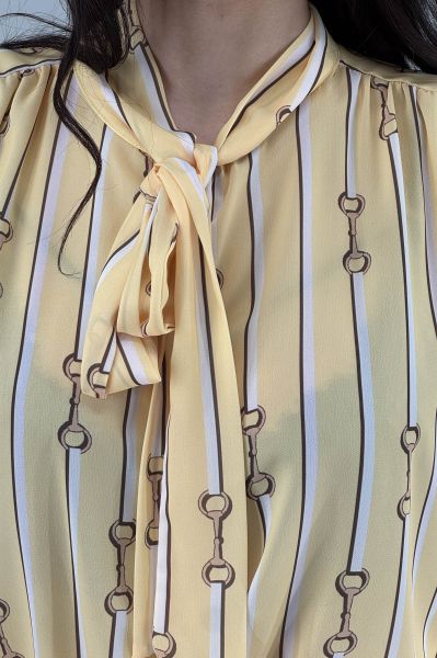 Дамска риза