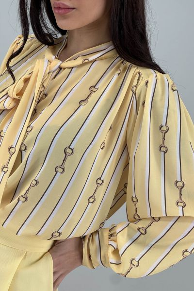 Дамска риза