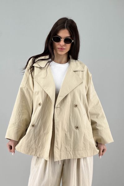 Дамско яке в екрю