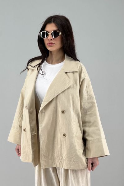 Дамско яке в екрю