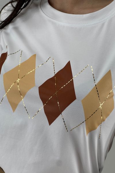 Дамска тениска в бяло