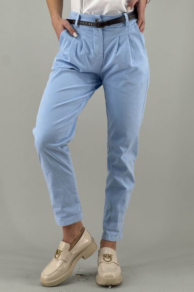 Дамски панталон с класическа линия и колан в светло синьо