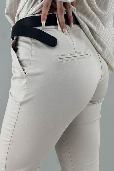 Дамски панталон в бежаво