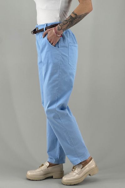 Дамски панталон в светло синьо