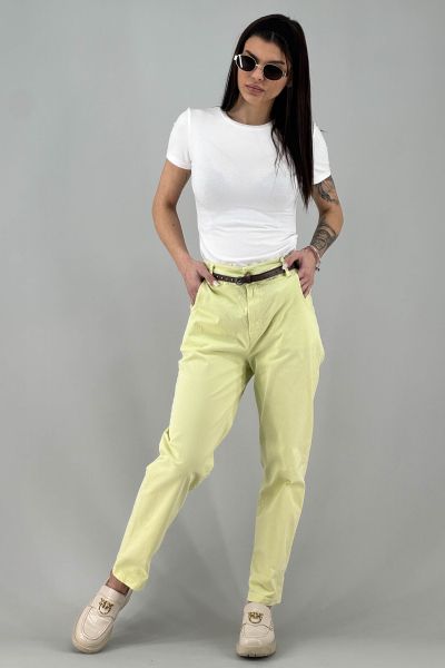 Дамски панталон в жълто