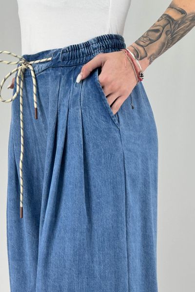 Дамски дънков панталон в синьо