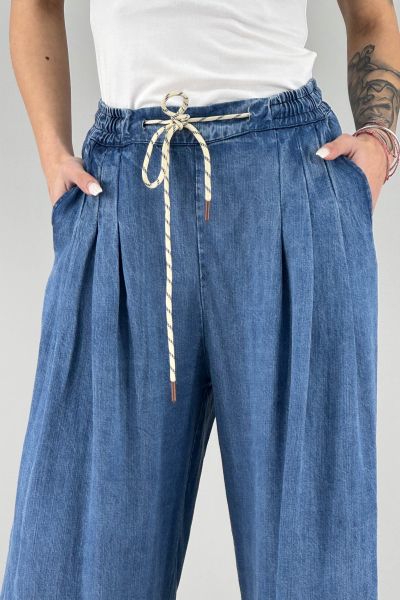 Дамски дънков панталон в синьо