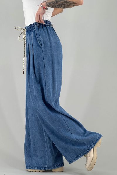 Дамски дънков панталон в синьо