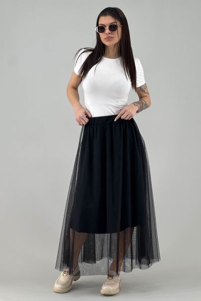 Тюлена пола в черно