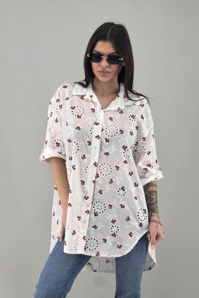 Дамска риза в бяло