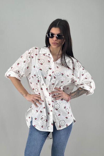 Дамска риза в бяло