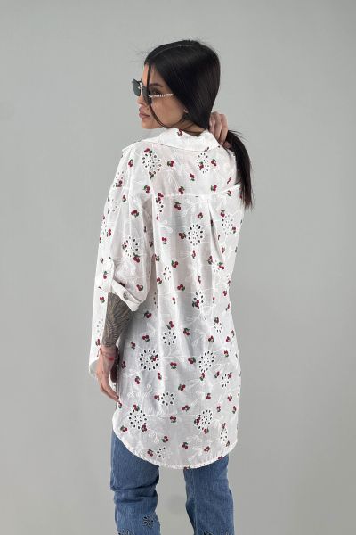 Дамска риза в бяло