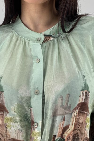 Дамска риза в светло зелено