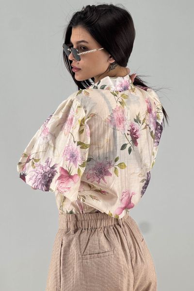 Дамска риза в цвят екрю с цветя