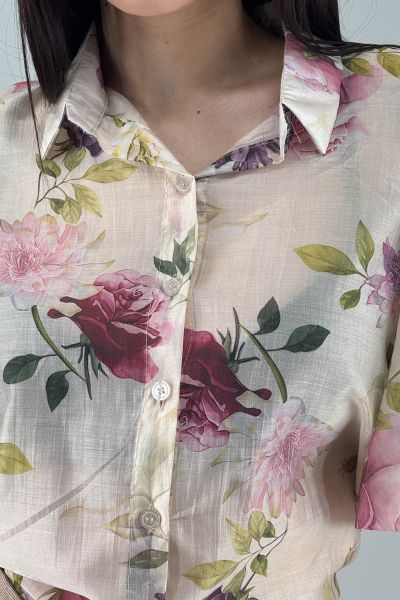 Дамска риза в цвят екрю с цветя