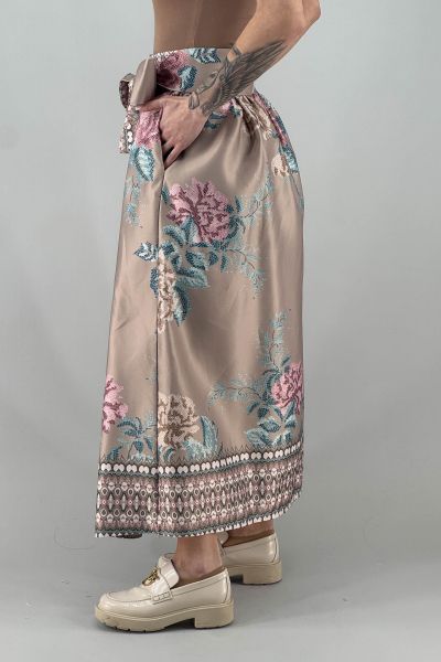 Сатенена пола