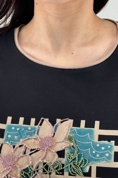 Дамска тениска в черно