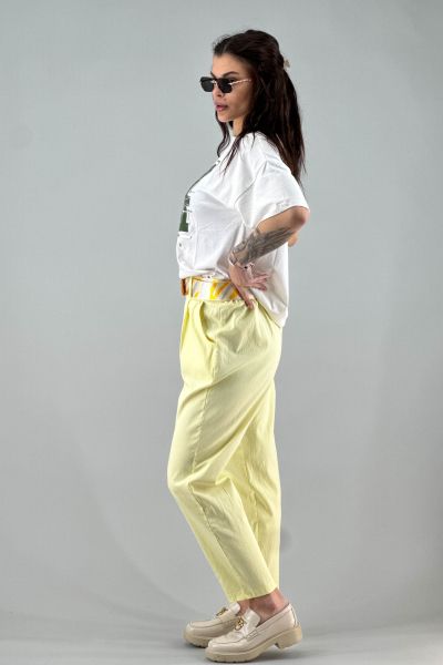 Дамска тениска в бяло