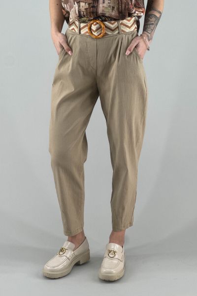 Дамски панталон в цвят светло кафяво