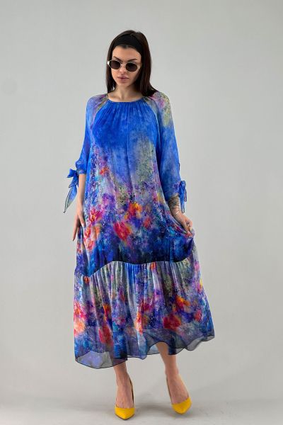 Копринена рокля в синьо
