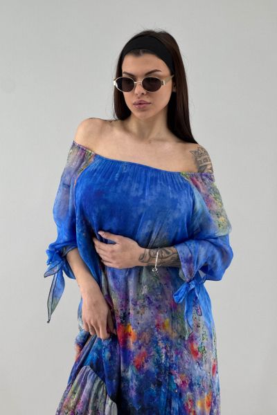 Копринена рокля в синьо