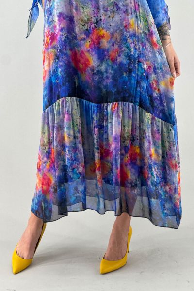 Копринена рокля в синьо