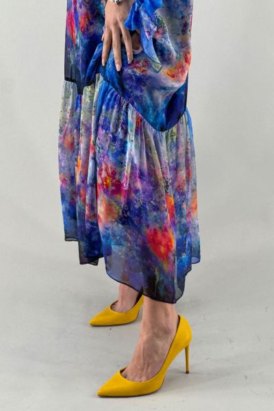 Копринена рокля в синьо