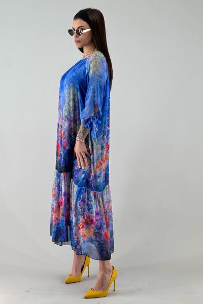Копринена рокля в синьо