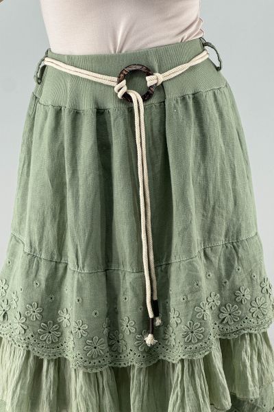 Ленена пола в зелено