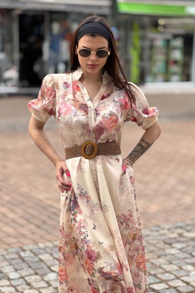 Рокля в екрю с корал